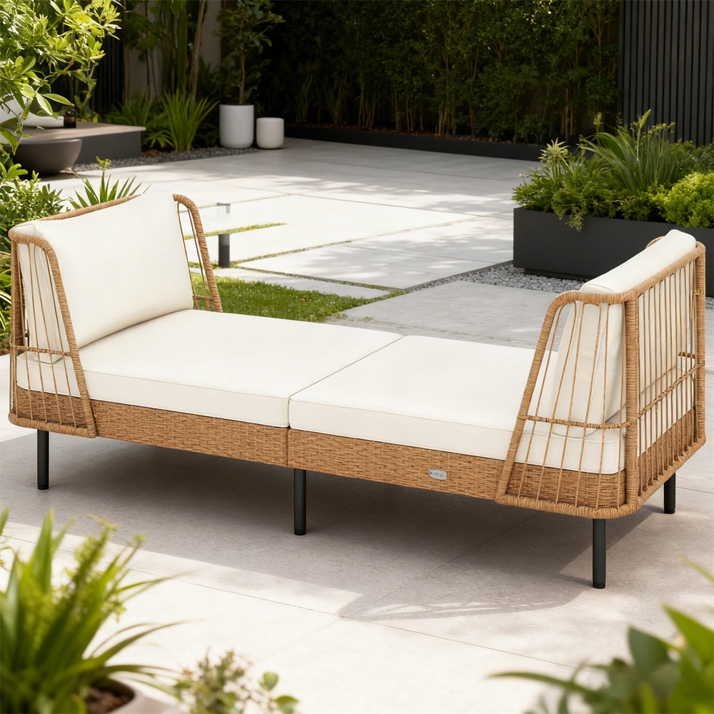 Wicker Outdoor Daybed Sofa With Cushions For Garden And Patio_voghion.com
